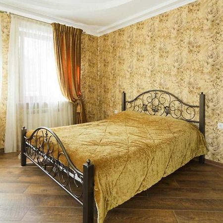 Apartment In Deribasovskay Street 20 أوديسا المظهر الخارجي الصورة