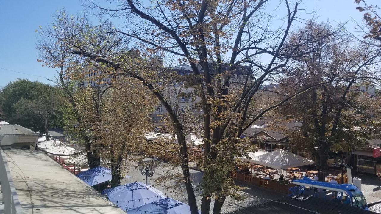 Apartment In Deribasovskay Street 20 أوديسا المظهر الخارجي الصورة