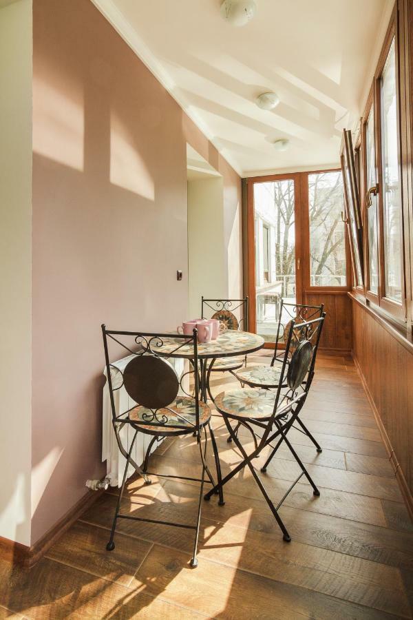 Apartment In Deribasovskay Street 20 أوديسا المظهر الخارجي الصورة